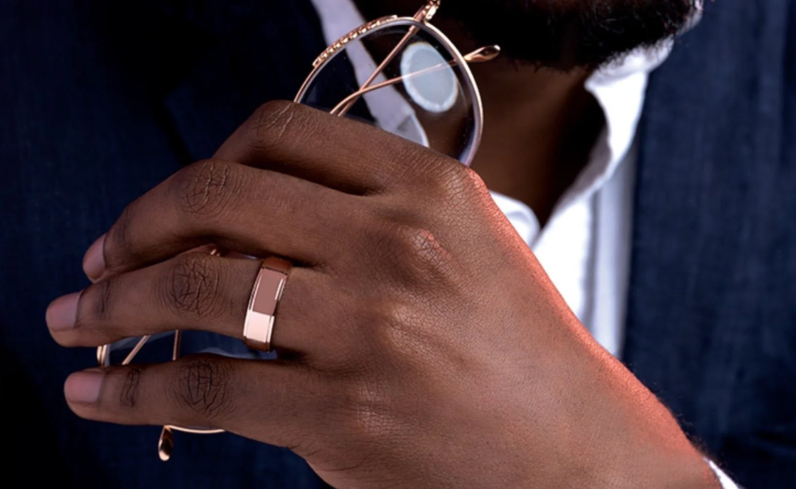 Stylish Dark Mens Wedding Bands: Defining Modern Elegance